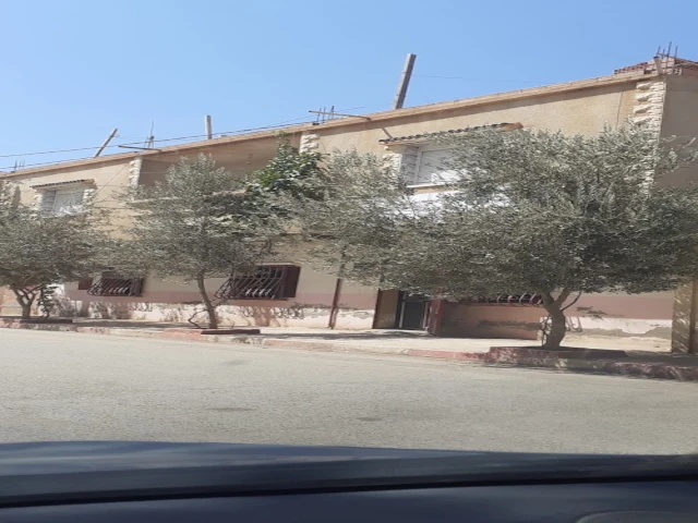 LAKHDER YAHIA MOHAMED