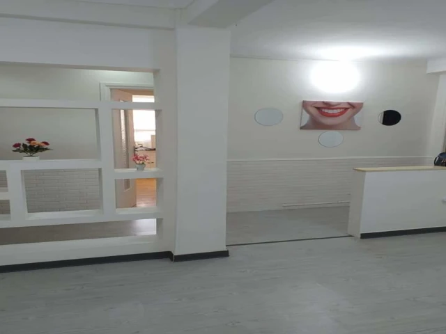 NESRINE RAHMOUNE BENADDOU