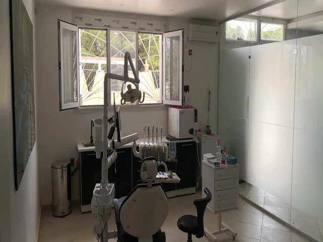 Docteur KHERBOUCHE