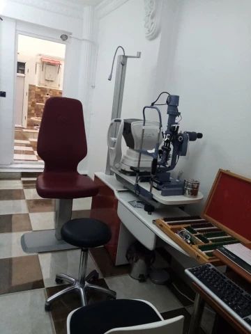 Docteur R TOUMI MERGHEM