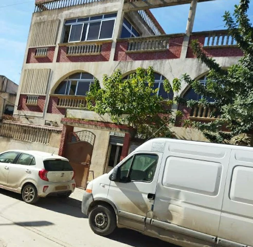 Docteur MOHAMED SALAH BOUDJEMAA