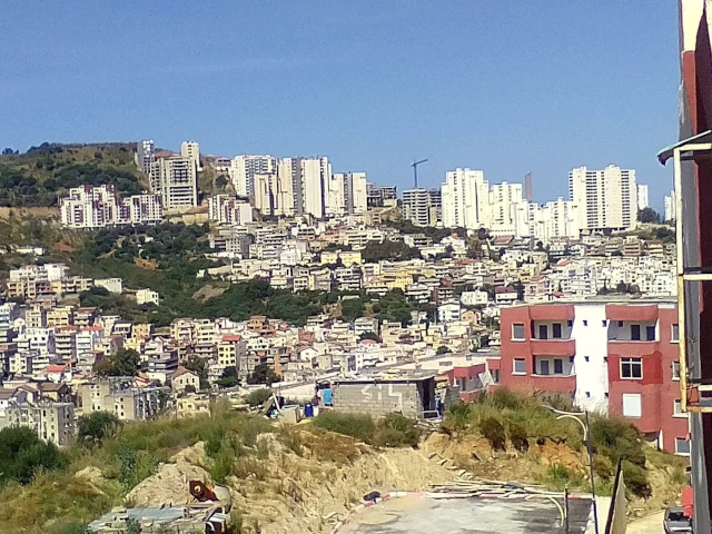 ANNABA - DOCTEUR DORBANE (PONT BLANC)