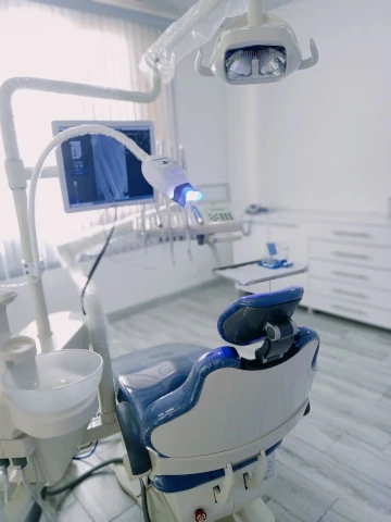 NASREDDINE ATTIK HEALTH & SMILE