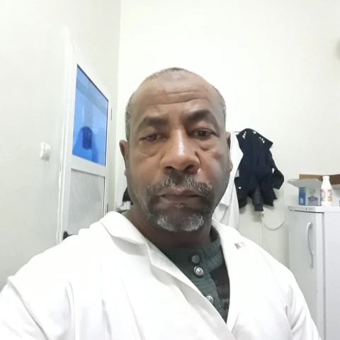 AF1QipNlUdBAN_e_cByq4pQZGnCMjJpmsvjcYYdFMIiPw1920-h1080-k-no.webp