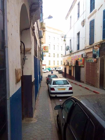 AF1QipOqohAhFDlJ-3aq1qI69TbiTkvxzM2wE_BRUrCdw1920-h1080-k-no.webp